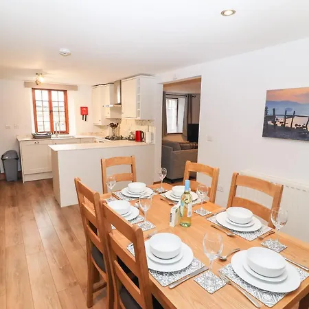 Fryston Holiday home *